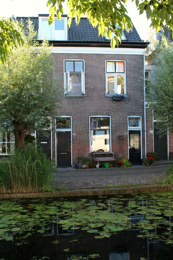 B&B Gasthuis 288 Delft Bagian luar foto